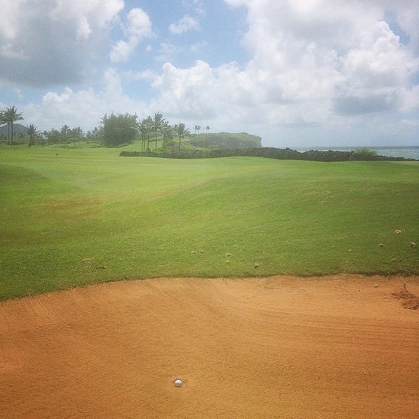 Das Foto wurde bei Poipu Bay Golf Course von Chris C. am 6/11/2014 aufgenommen
