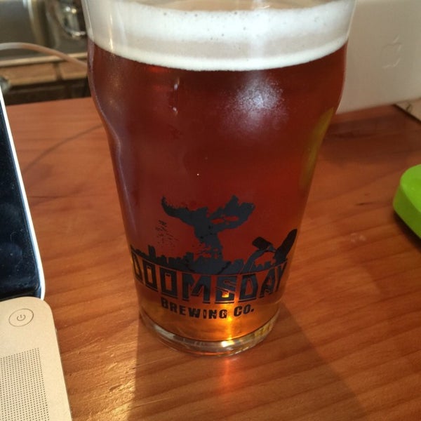 5/10/2015にShawn K.がDoomsday Brewing Companyで撮った写真