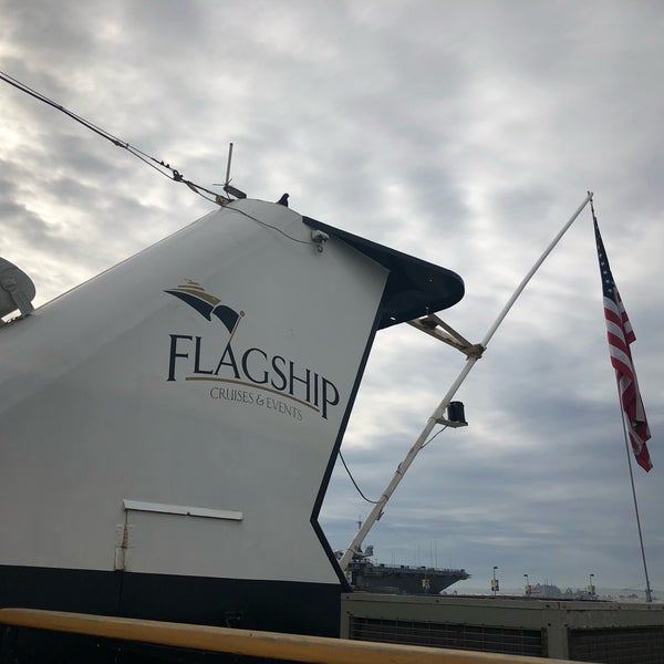 Foto tirada no(a) Flagship Cruises &amp; Events por Latif em 1/8/2018