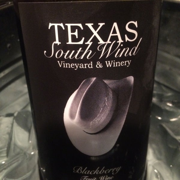 Снимок сделан в The Grapevine Texas Wine Bar пользователем Merideth M. 5/9/2015