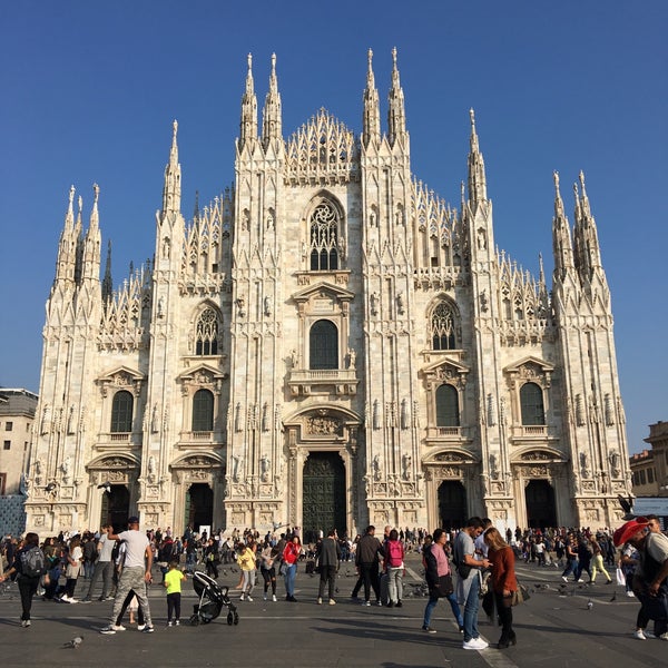 10/13/2017 tarihinde Adéla L.ziyaretçi tarafından Duomo di Milano'de çekilen fotoğraf