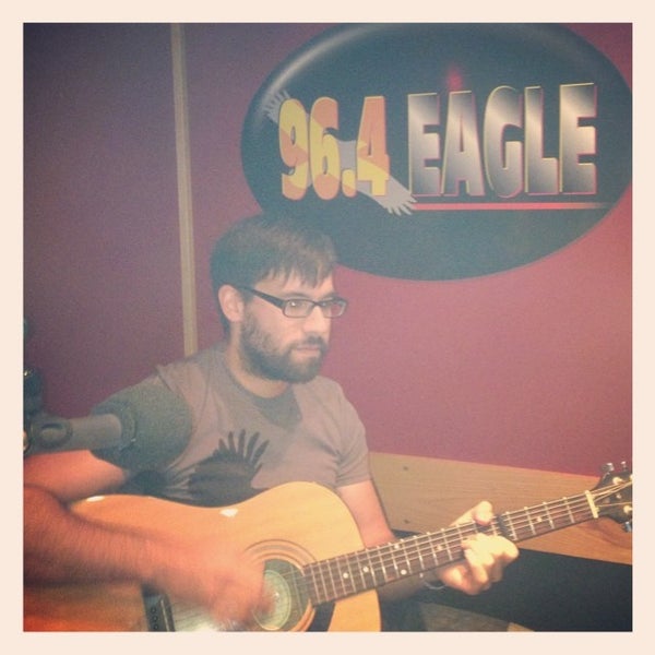 96.4 the eagle deals