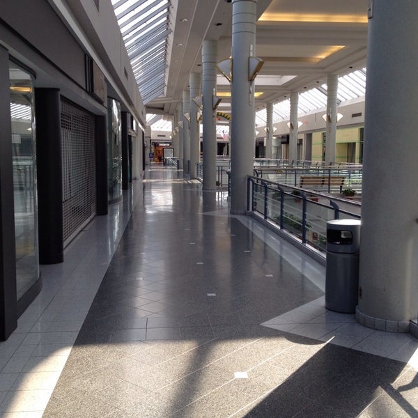 Landmark Mall (Now Closed) Landmark Van Dorn Alexandria, VA