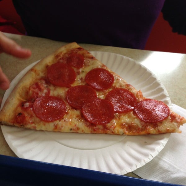 Galleria Pizza 9520 101st Ave