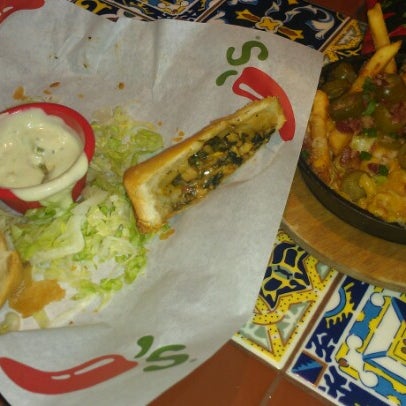 Photo taken at Chili&#39;s Grill &amp; Bar by CanCan C. on 9/15/2012