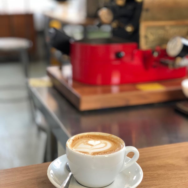Photo taken at Tandem Coffee Roasters by Bob M. on 9/22/2018
