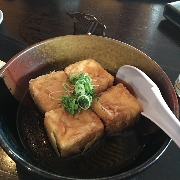 5/6/2018에 @flakitavalente™ 👜님이 Fuki Sushi에서 찍은 사진