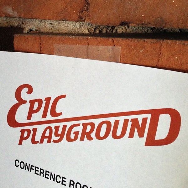 รูปภาพถ่ายที่ Epic Playground, Inc. โดย Michael S. เมื่อ 10/7/2012