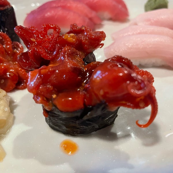 Снимок сделан в Fuji Sushi Bar &amp; Grill пользователем Walt W. 8/3/2021