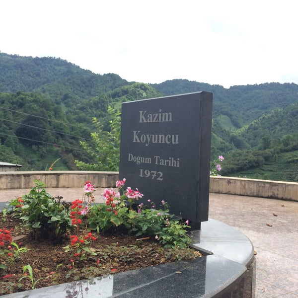 Photo taken at Kazım Koyuncu Anıt Mezarı by Ezgisu B. on 8/6/2015