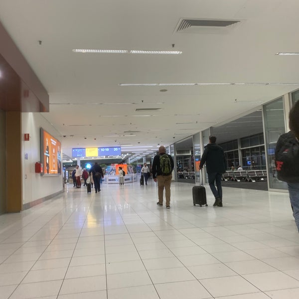 Foto tirada no(a) Adelaide Airport (ADL) por Michael F. em 9/30/2022
