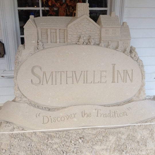 รูปภาพถ่ายที่ The Smithville Inn โดย Anita K. เมื่อ 9/24/2012