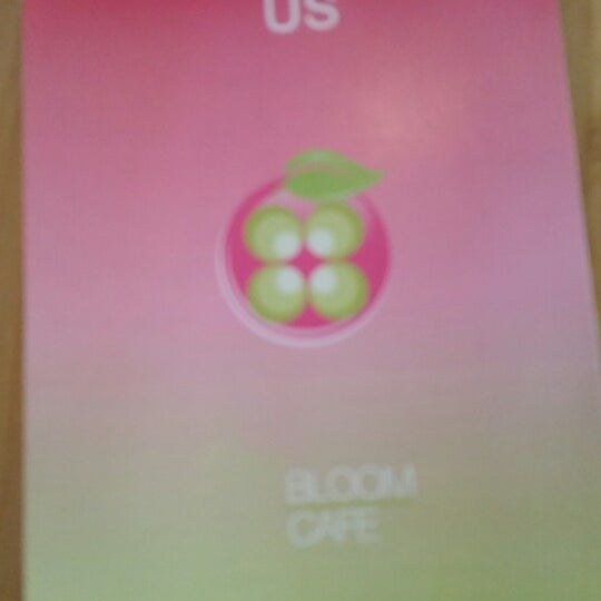 6/23/2014에 Emmanuel V.님이 Bloom Cafe에서 찍은 사진