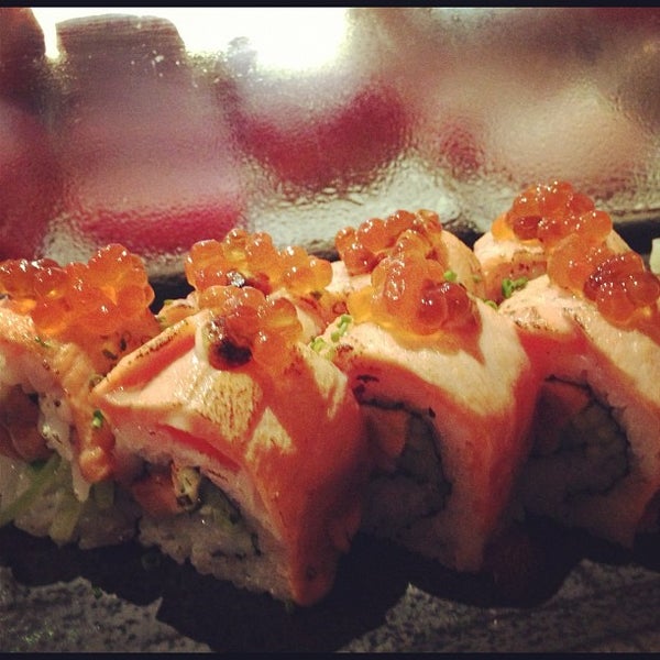 10/19/2012에 Alex Z.님이 Sushi E에서 찍은 사진