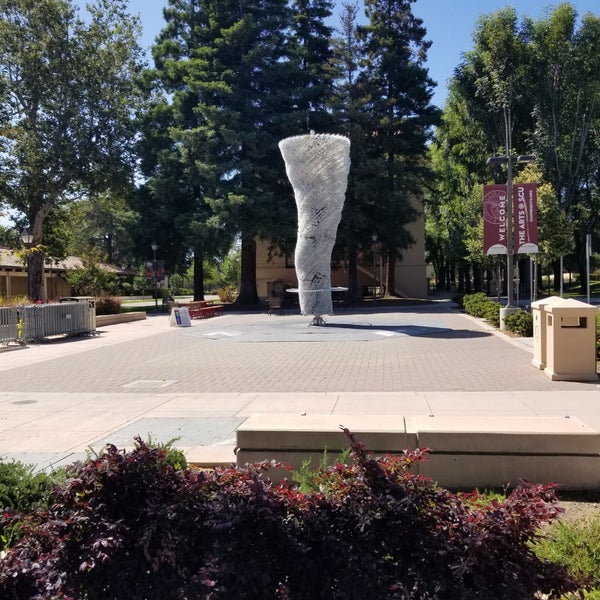 Foto diambil di Santa Clara University oleh Sarah F. pada 6/22/2019