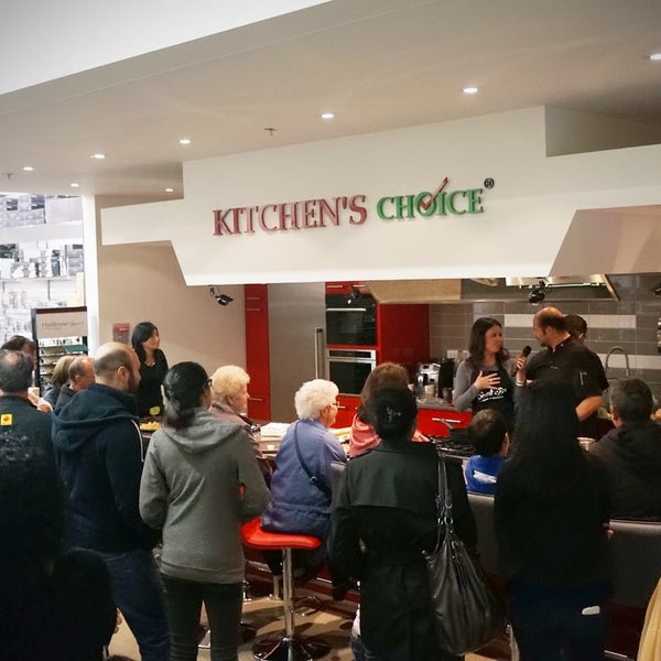Foto diambil di Kitchen&#39;s Choice oleh Kitchen&#39;s Choice pada 3/2/2015