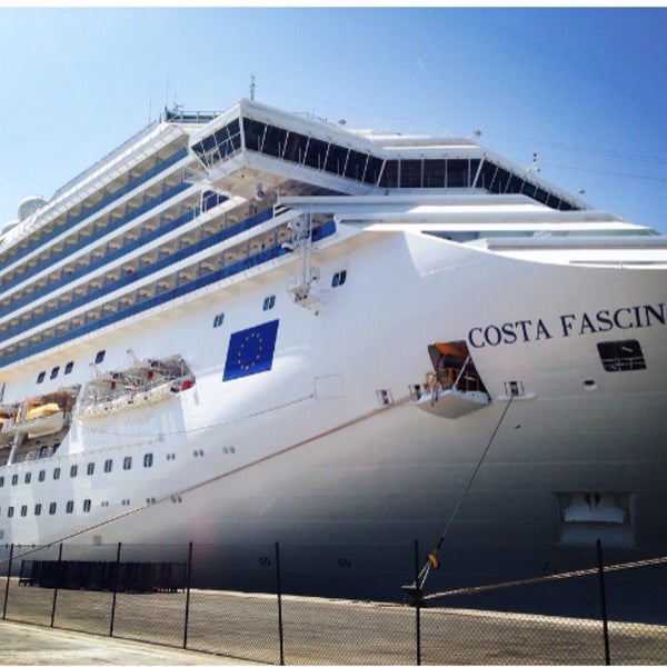 Costa Fascinosa лайнер