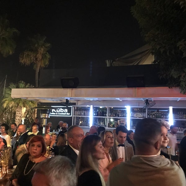 Foto scattata a Küba Restaurant &amp; Lounge Bar da Ağıt T. il 11/9/2018