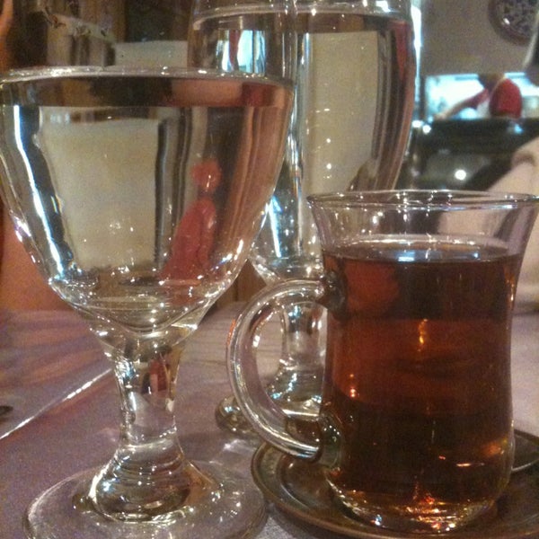 2/17/2013에 Travis님이 Anatolia Turkish Cuisine에서 찍은 사진