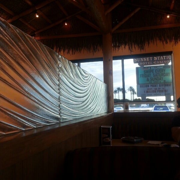 Photo prise au Rubio&#39;s Coastal Grill par Lisa S. le8/26/2014