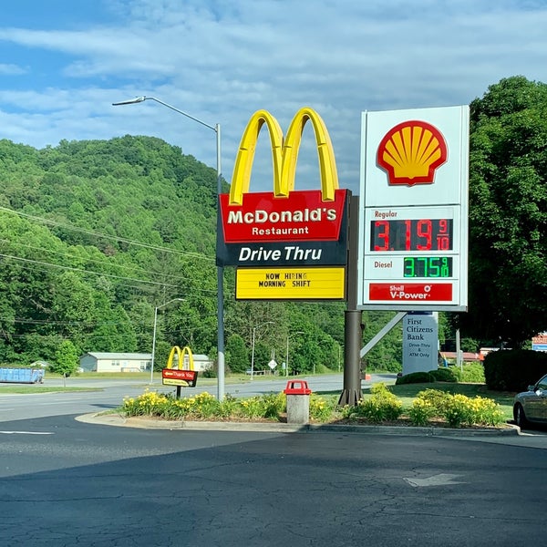 Shell fuel station in cherokee