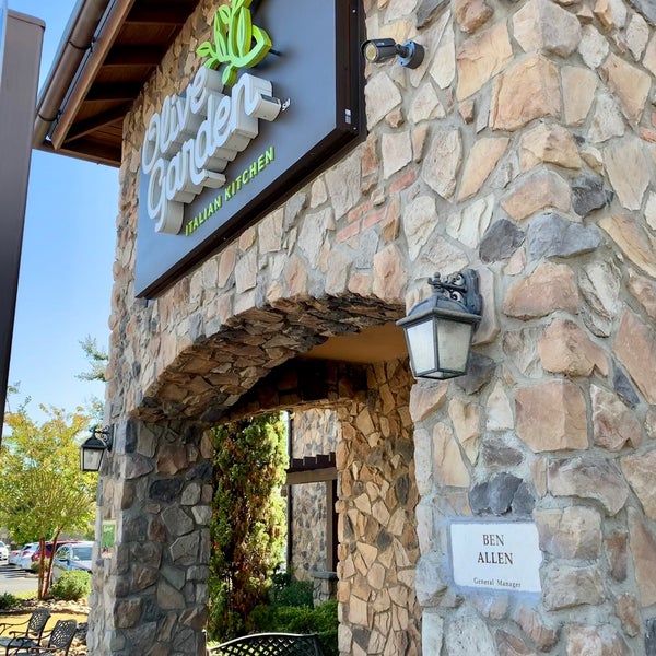 olive garden hours independence mo