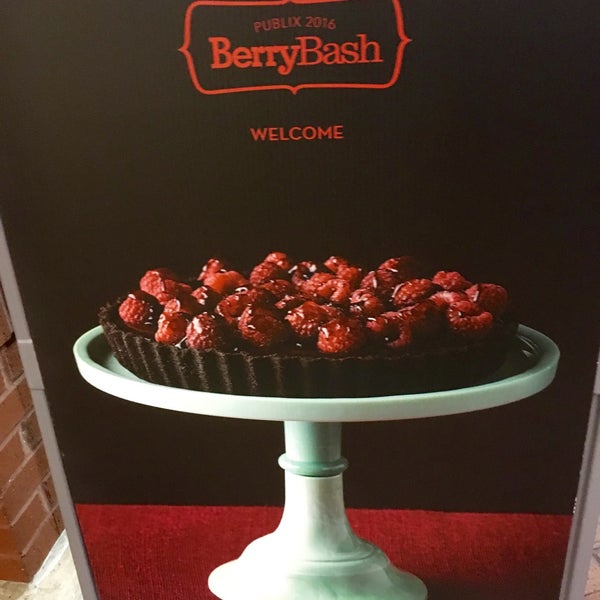 Photos at Publix 2562 Shallowford Rd NE