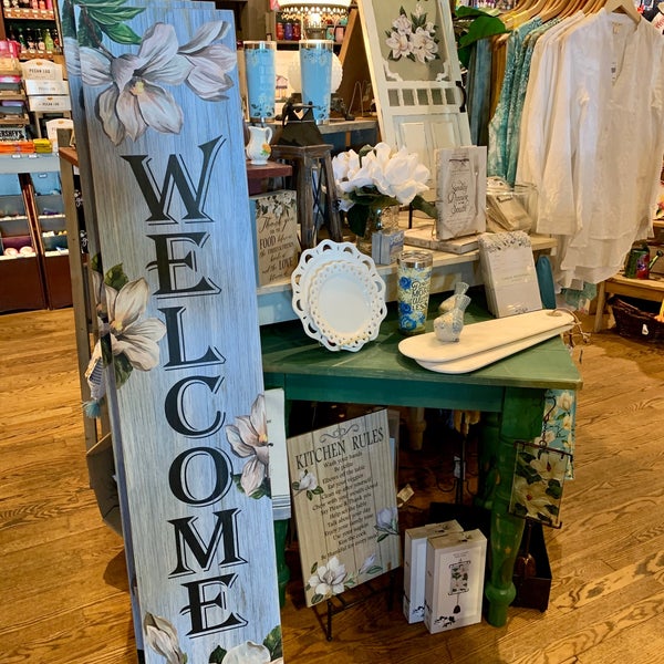 Cracker Barrel Old Country Store American Restaurant in Braselton