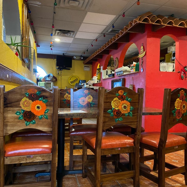 รูปภาพถ่ายที่ Maria&#39;s Mexican Restaurant โดย Benjamin E. เมื่อ 4/17/2024