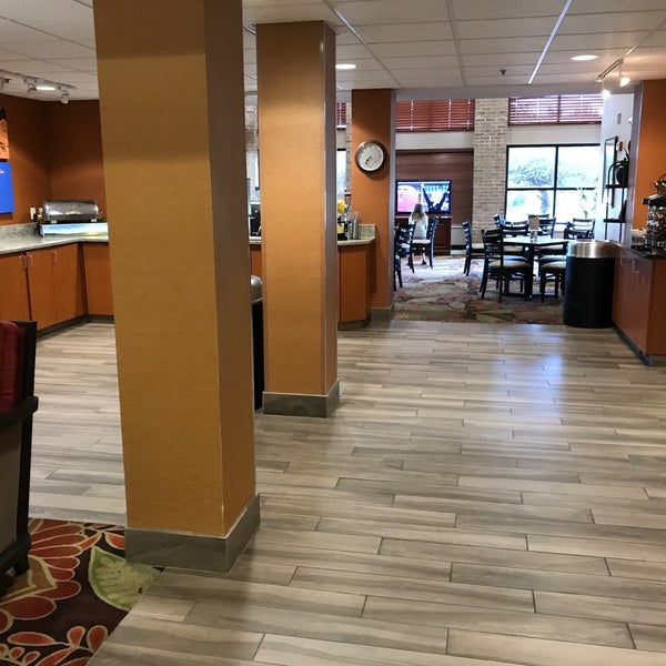 Photos At Comfort Inn Hotel In Okemos