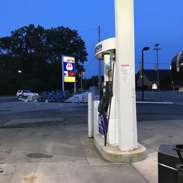 Marathon Gas Station 781 68th St Se