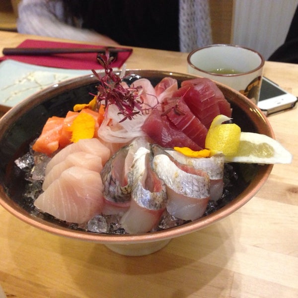 Photo taken at Umezushi by Krystal H. on 12/2/2013