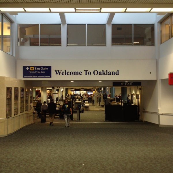 4/24/2013にPepot D.がオークランド国際空港 (OAK)で撮った写真