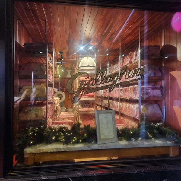 11/28/2023 tarihinde Richard V.ziyaretçi tarafından Gallaghers Steakhouse'de çekilen fotoğraf