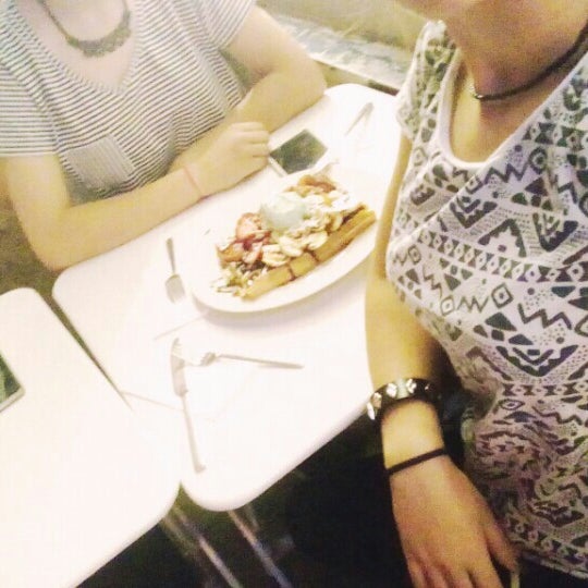 7/14/2015에 Ceren Ö.님이 San Remo Gelateria - Waffle &amp; Dondurma에서 찍은 사진