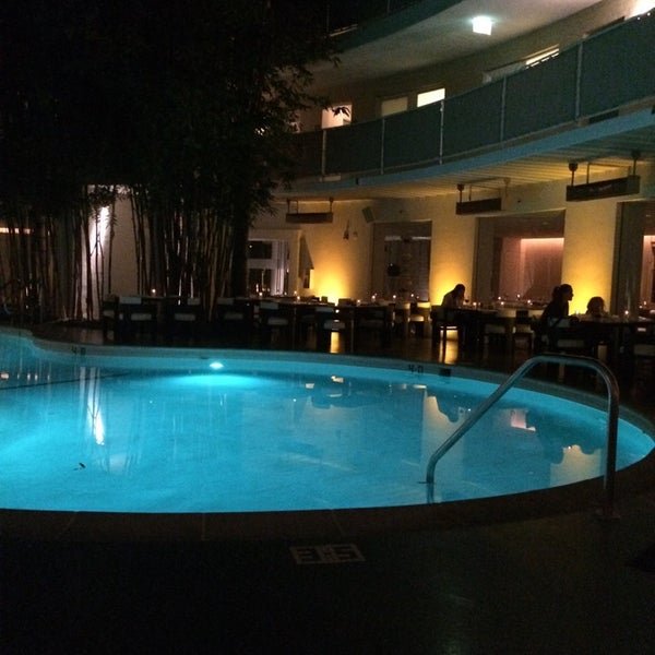 Das Foto wurde bei Oliverio at Avalon Hotel Beverly Hills von Marla C. am 10/28/2014 aufgenommen