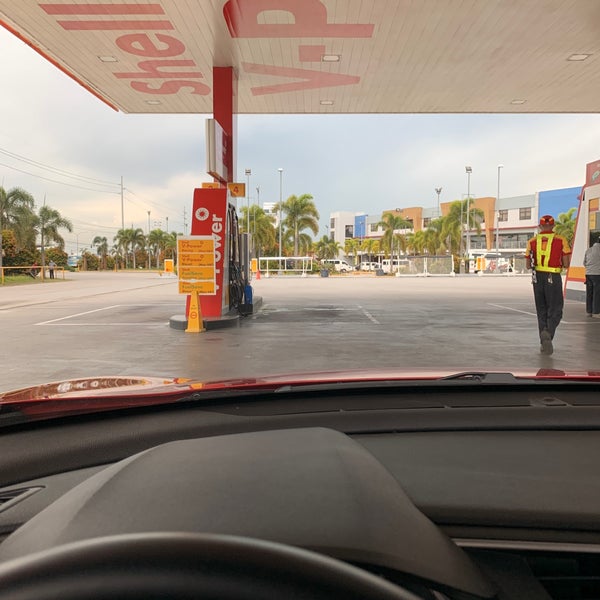 Shell Angeles Shell - Fuel Station