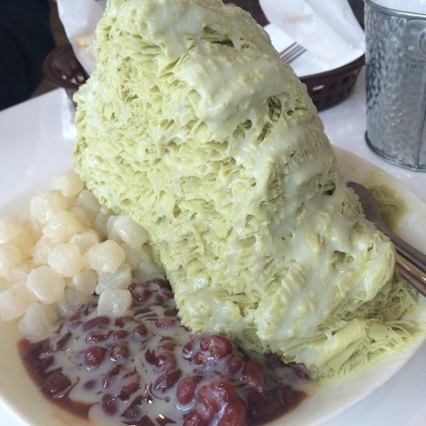 Matcha shaved snow! They also have "munch-a-dilla's" which are pizza quesadillas.