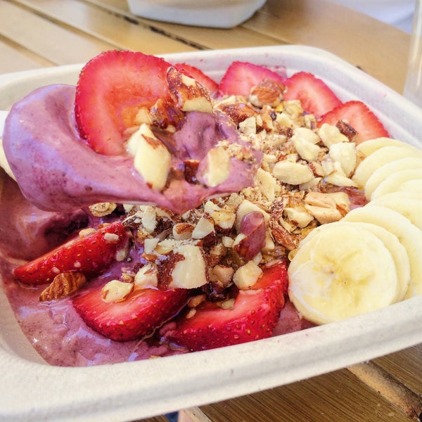 BARE Bowls Juice Bar in Palo Alto