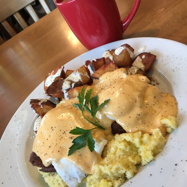 Fried Green Tomato Benedict; poached eggs on grits topped w/fried green tomatoes w/a Creole Hollandaise..... pure awesomeness #southerngoodness #benedict #frankielolas
