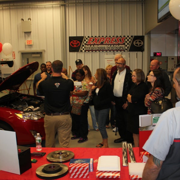 Colonial Toyota in Milford Downtown Milford Harbor Post Road South 470 Boston Post Rd