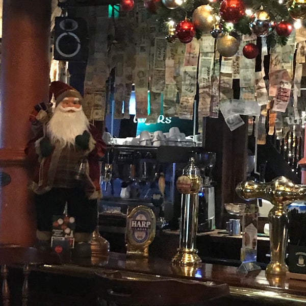 12/7/2018にAli Ş.がMick O&#39;Neills Irish Pub &amp; 24 hour Sports Barで撮った写真