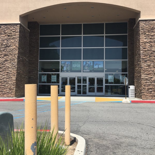 KOHL'S - 17 Photos & 56 Reviews - 19260 Van Buren Blvd, Riverside