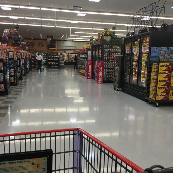 Stater Bros. Markets Grocery Store in Riverside