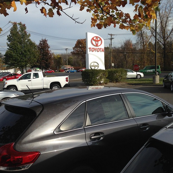 Lynch Toyota Auto Dealership