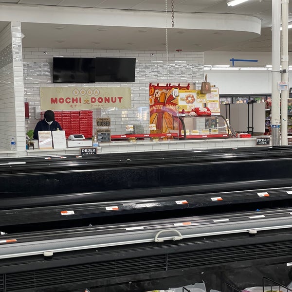 Dragon Star Oriental Foods Grocery Store in Thomas Dale