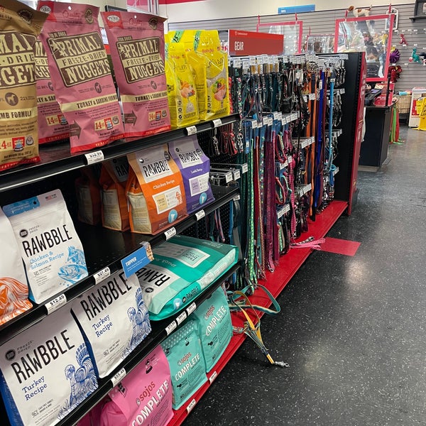 Chuck Don s Pet Food Supplies Pet Supplies Store in Minneapolis