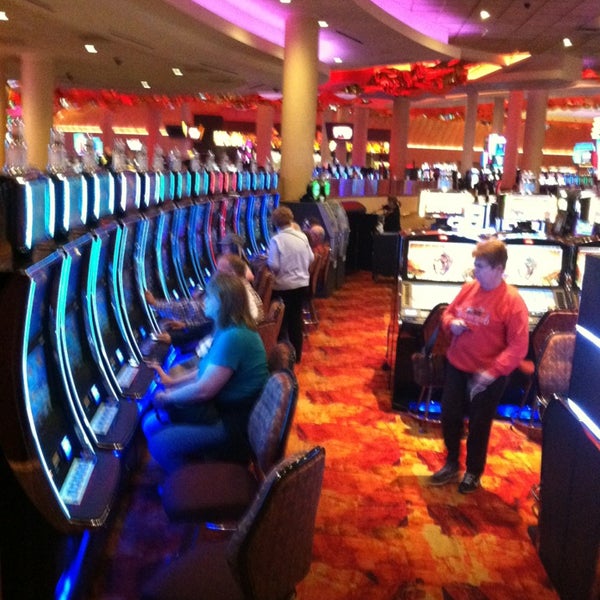 mystic lake casino events today