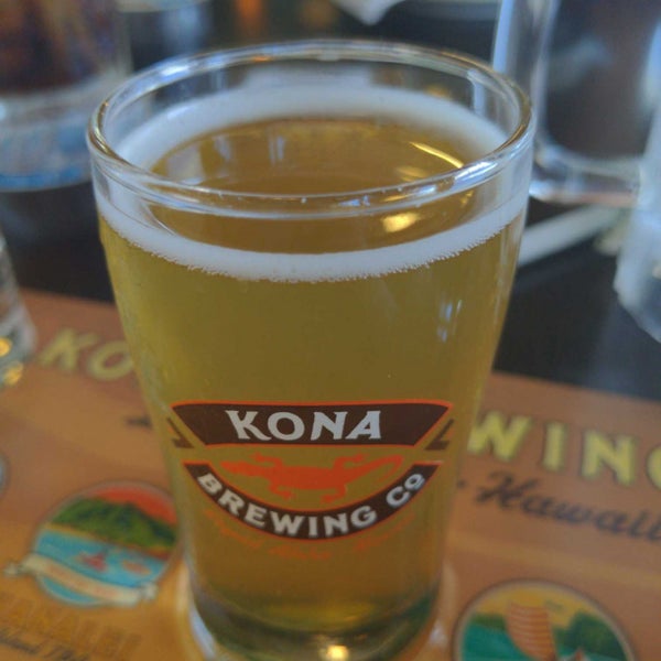 Das Foto wurde bei Kona Brewing Co. von Steven G. am 1/8/2022 aufgenommen