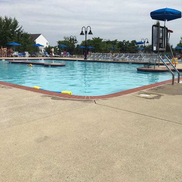 Villages of Urbana Community Pool Frederick, MD